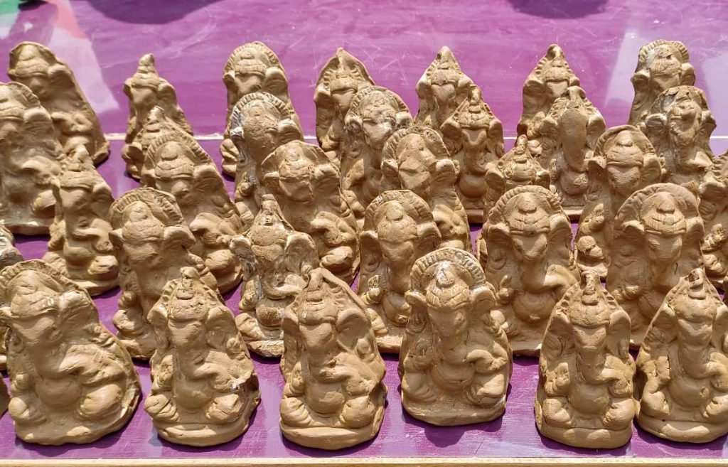 eco friendly Ganesh idols 